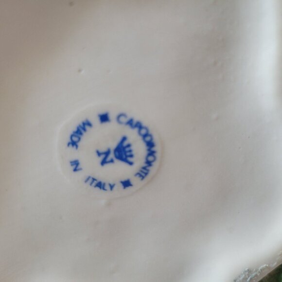 CAPODIMONTE BIRD FIGURINE OF TWO WHITE DOVES WITH PINK FLOWERS - Picture 5 of 10